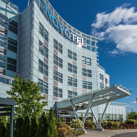 Novotel Montréal Aéroport Dorval Exterior foto