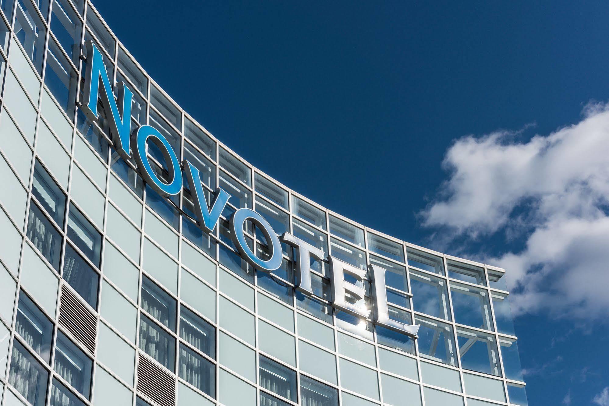 Novotel Montréal Aéroport Dorval Exterior foto